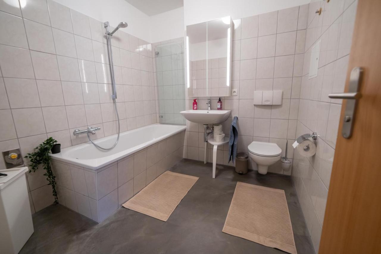 Fullhouse - Zwickau - L12 - 2 Single Beds - Nespresso - Smarttv 아파트 외부 사진